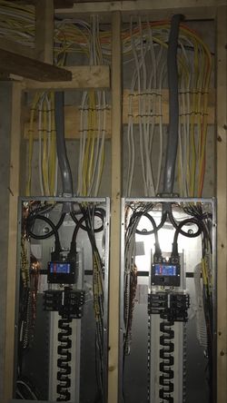 Electrician work. Electricista Con 12 años de experiencia.