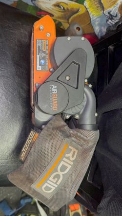 RIDGID Heavy-Duty 3" x 18" Variable Speed Belt Sander
