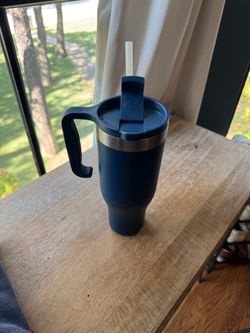 Navy blue - Stanley water bottle
