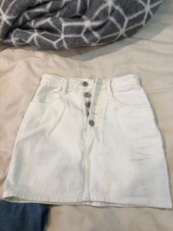 Brandy Melville Jgaltusa White Denim Skirt