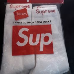 Supreme Socks