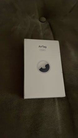 APPLE AIRTAGS (ONLY 2)