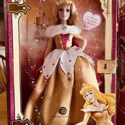 Collectable Disney Princess (Aurora) Porcelain Enchanted Tales Collection.