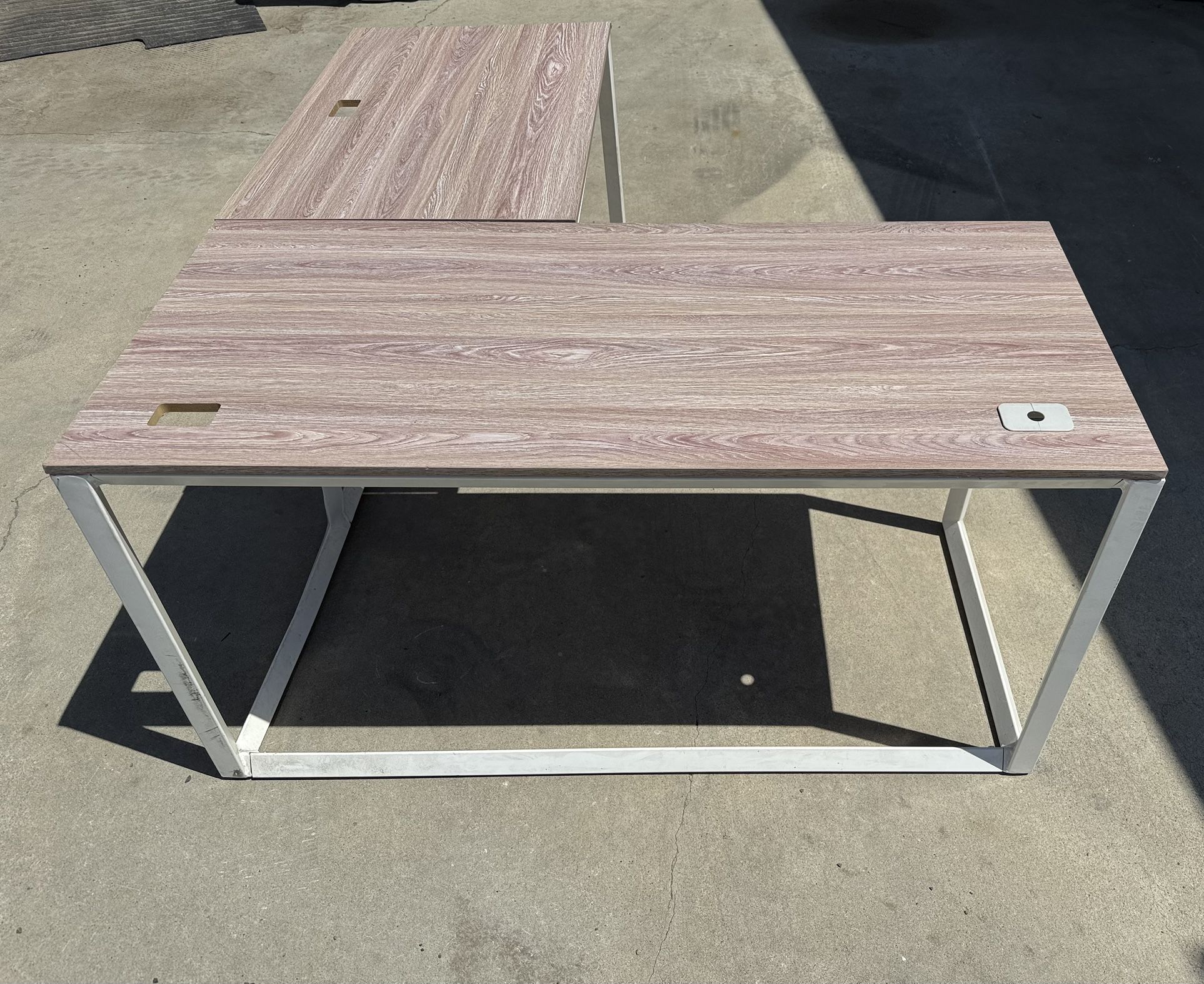 L-Shaped Computer Desk 4-Sale