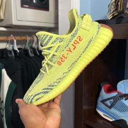 Yeezy Boost Semi Frozen Yellow 