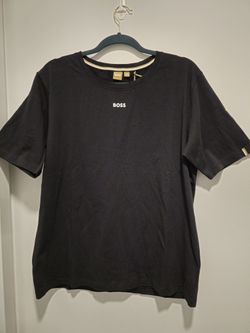 Hugo Boss Men's Black tshirt (XL) New w tag
