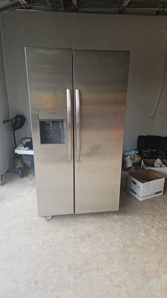 Brand :Washer And Dryer,  Refrigerator 