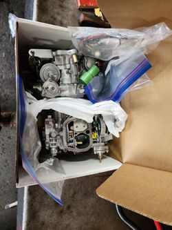22r Carburetors