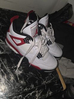 Jordan 4s 8y