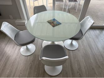 2 tables and 4 chairs living room set
