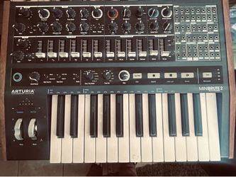 Arturia Minibrute 2 Analog Synthesizer