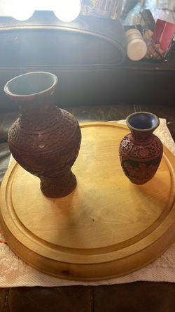Vintage Carved Cinnabar-Style Vase Duo – Set of 2