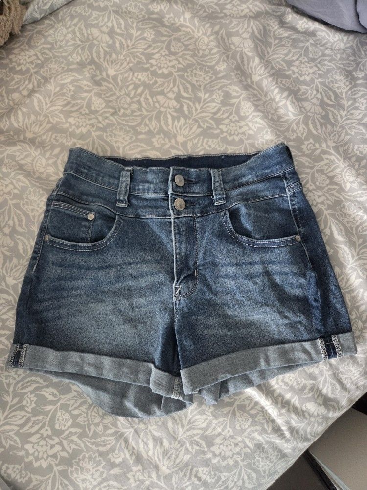 Denim Shorts Size 5 Wallflower Brand