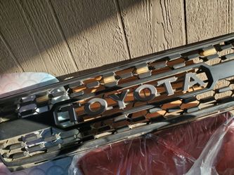 Toyota grill