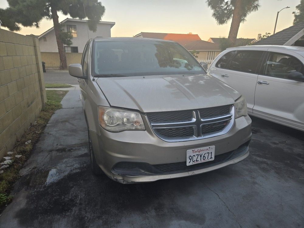 2014 Dodge Grand Caravan
