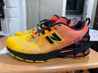 New Balance 1906R Sneakers Yellow Orange