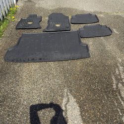 Subaru all weather mats 