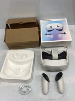 Oculus meta quest 3S PRICE IS FIRM