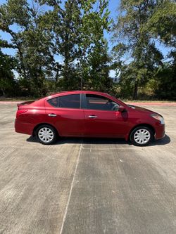 2016 Nissan Versa