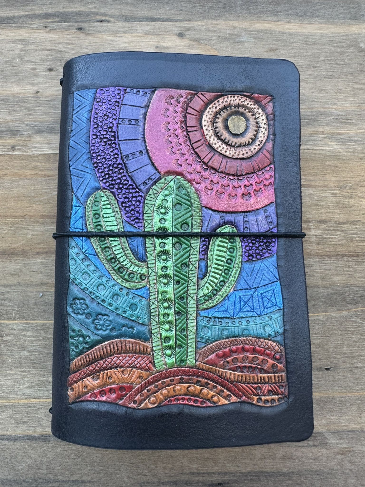 A6 Pocket Leather Travelers Notebook -handtooled