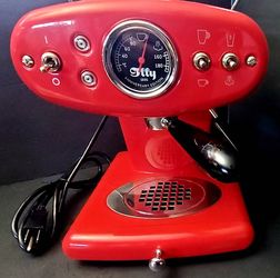 Illy X1 Anniversary Espresso Machine