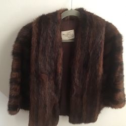 Vintage 1950’s I.R. Fox NYC Fur Stole/Wrap/Shawl 