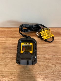 New Dewalt Charger 12V/20V $20 Firm-Firme