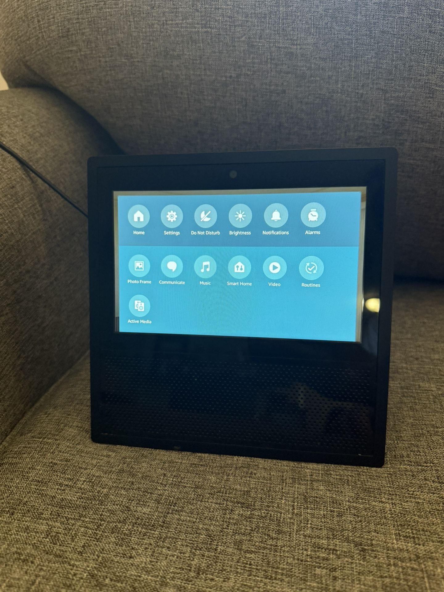 Gen 1 Echo Show Amazon Alexa