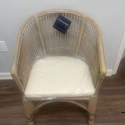 SAFAVIEH Home Collection Olivia Grey Rattan Cushion Accent Chair, White Washed/White