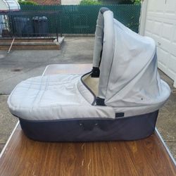 Uppababy Vista Bassinet 