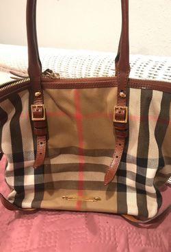 Burberry bag 💼