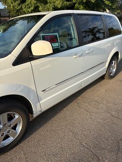 2008 Dodge caravan