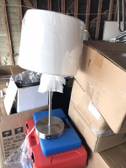 Table lamp