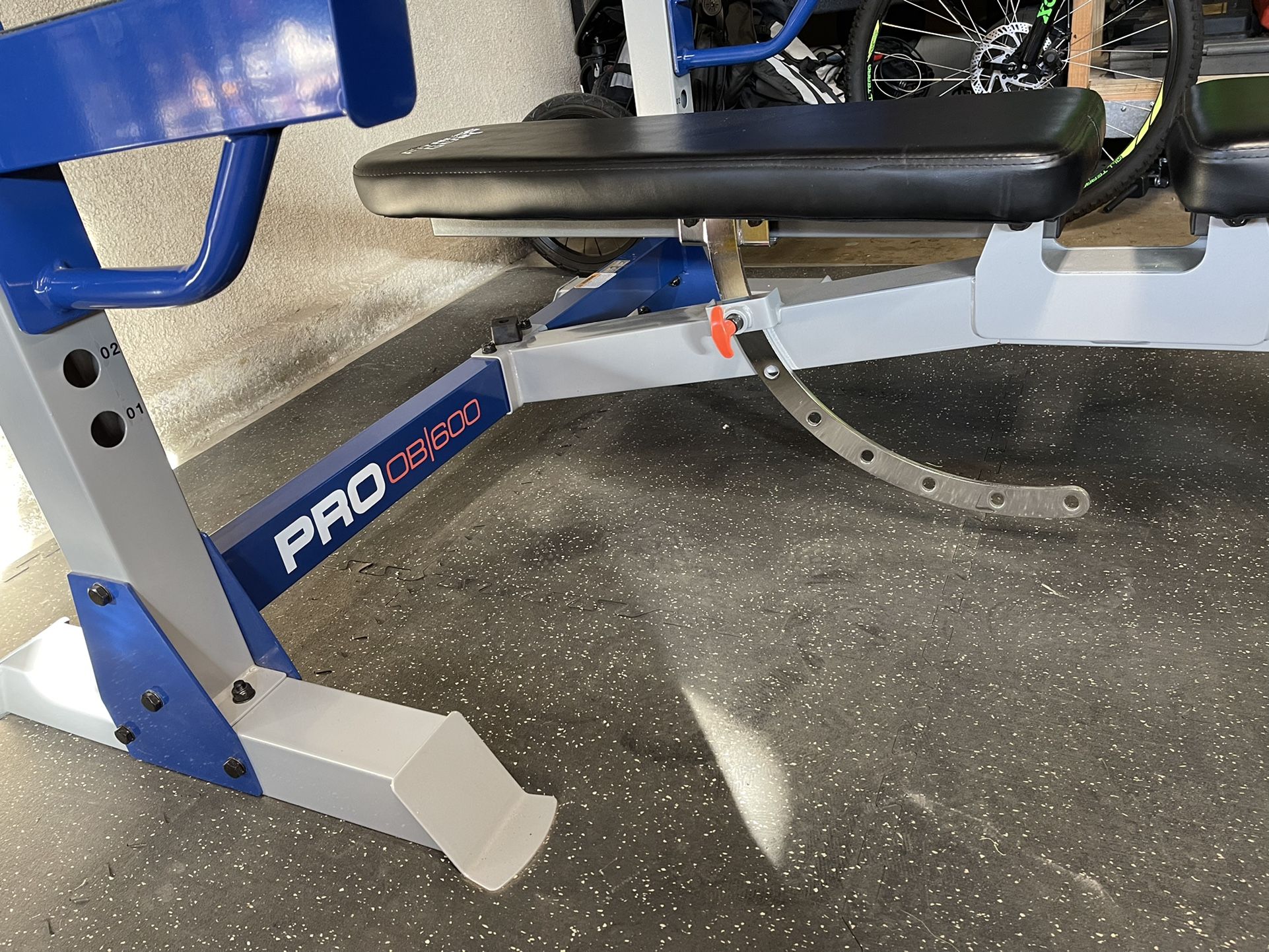 Fitness Gear PRO OB/600 Olympic Rack/Bench for Sale in Los Angeles, CA