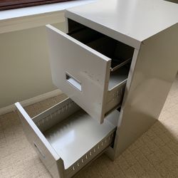 Metal File Cabinet , Older Does Not Open And Close Smoothly ,  Some Damage As Pictured  (18 D 29 H 15 W)
