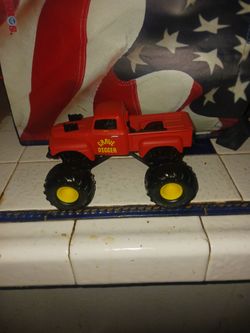 Monster Jam Grave Digger Red Primer Toy