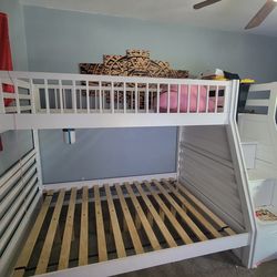 Bunk bed