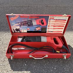 Milwaukee 6527 Corded Super Sawzall Reciprocating Saw w/Metal Case Made In USA