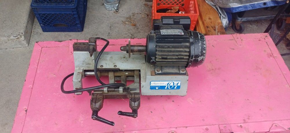 Key Cutter