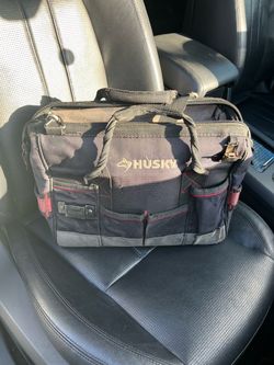 Husky Tool Bag with Multiple Pockets LP 15