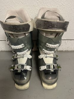 Dalbello Women's Ski Boots – Size 8