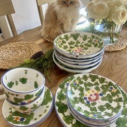 Authentic Ivy Dishes