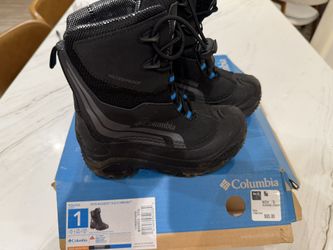 Columbia Unisex-Child Bugaboot Plus Iv Omni-Heat Snow Boot