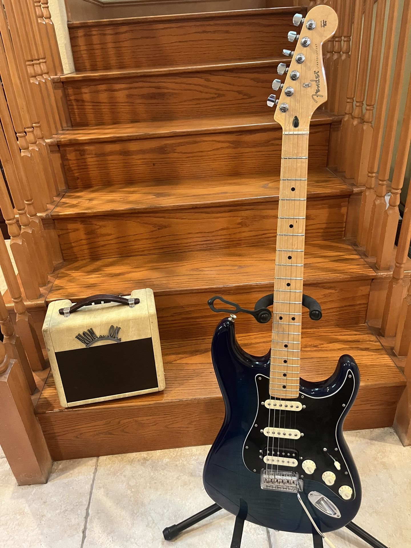 Fender MIM Stratocaster (Mint) W/ Danelectro Vintage Honey tone HT30 Guitar Amp 