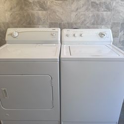 Kenmore washer and Dryer Laundry