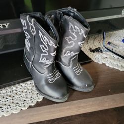 Bota Para Toddler Size 7