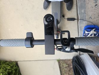 Electric scooter