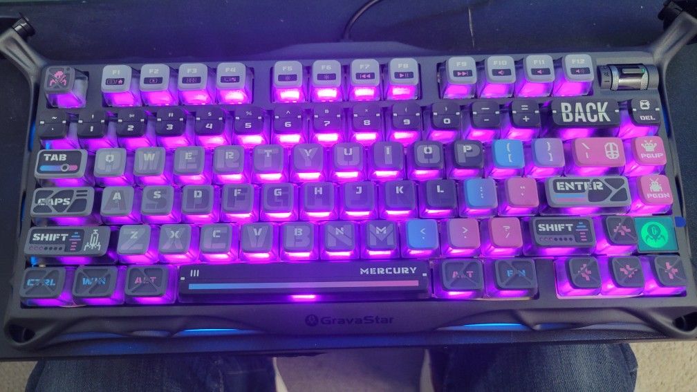 Keyboard Gravastar K 1 Pro Almost New!