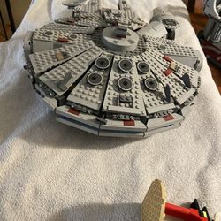 LEGO Star Wars Millennium Falcon