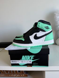 Air Jordan 1 Retro High OG Green Glow Size 8